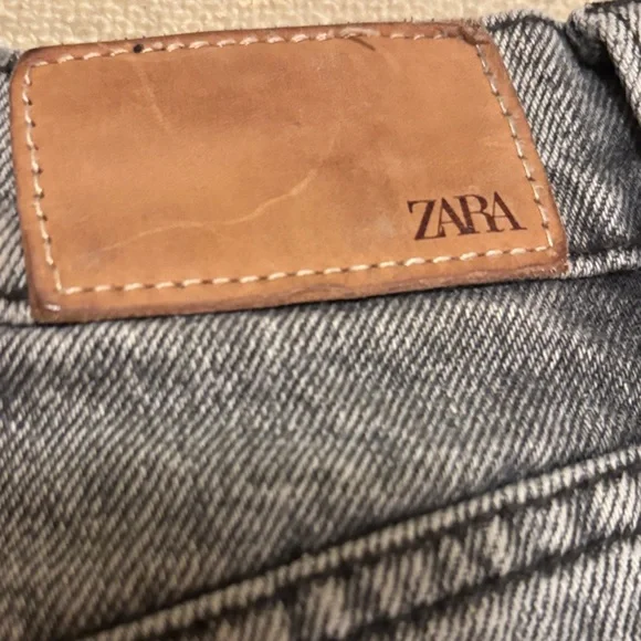 Zara Light Charcoal Denim Shorts with pockets - size 0 - Picture 9 of 11